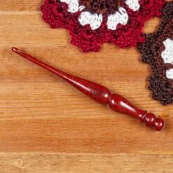 Padauk Wood Crochet Hooks -Crocheting Supplies Store 586H