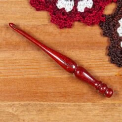 Padauk Wood Crochet Hooks -Crocheting Supplies Store 586K
