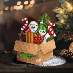 Snowman Plastic Canvas Box