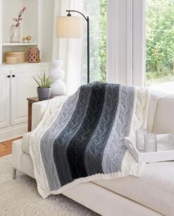 Ribbed Leaves Throw -Crocheting Supplies Store M96570