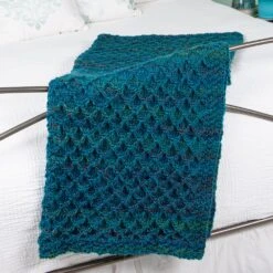 Diamond Honeycomb Throw -Crocheting Supplies Store m96378b